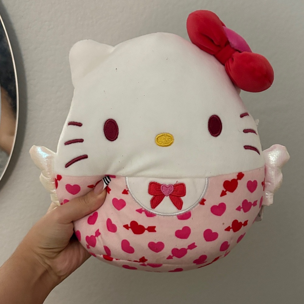 Hello Kitty Pink Heart Squishmallow
